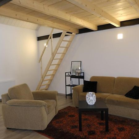 Kajari Apartmanhaz Balatonfőkajár Εξωτερικό φωτογραφία