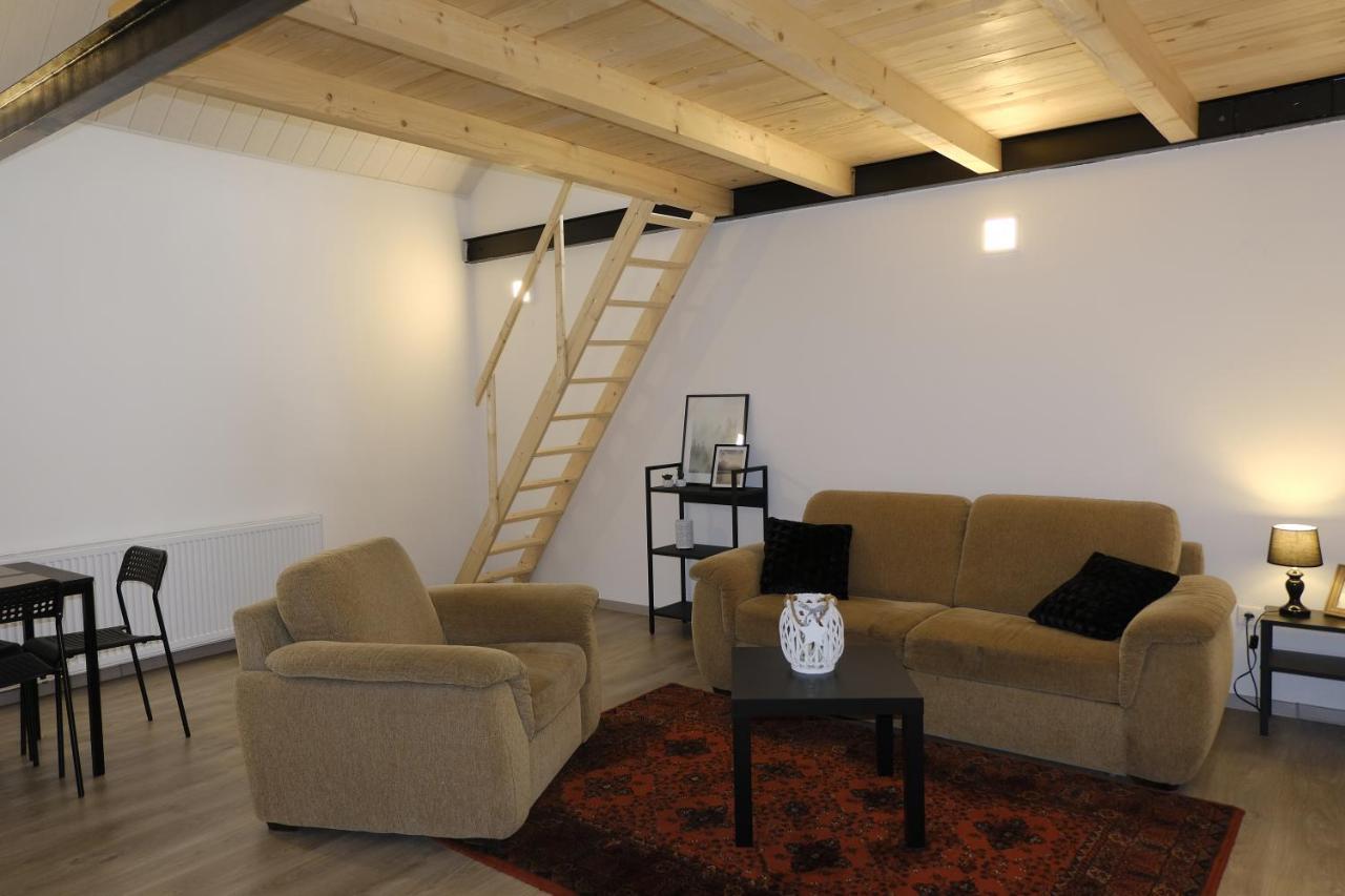 Kajari Apartmanhaz Balatonfőkajár Εξωτερικό φωτογραφία